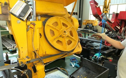 樟木头镇金属带锯床的日常使用和保养注意事项！